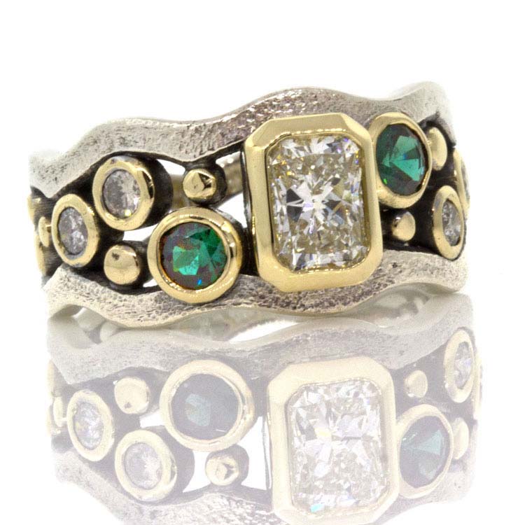 Custom Wedding Ring with Diamonds and Alexandrites