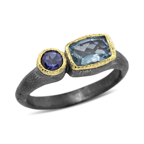 Duo Signet Ring with cushion cut aquamarine and round iolite