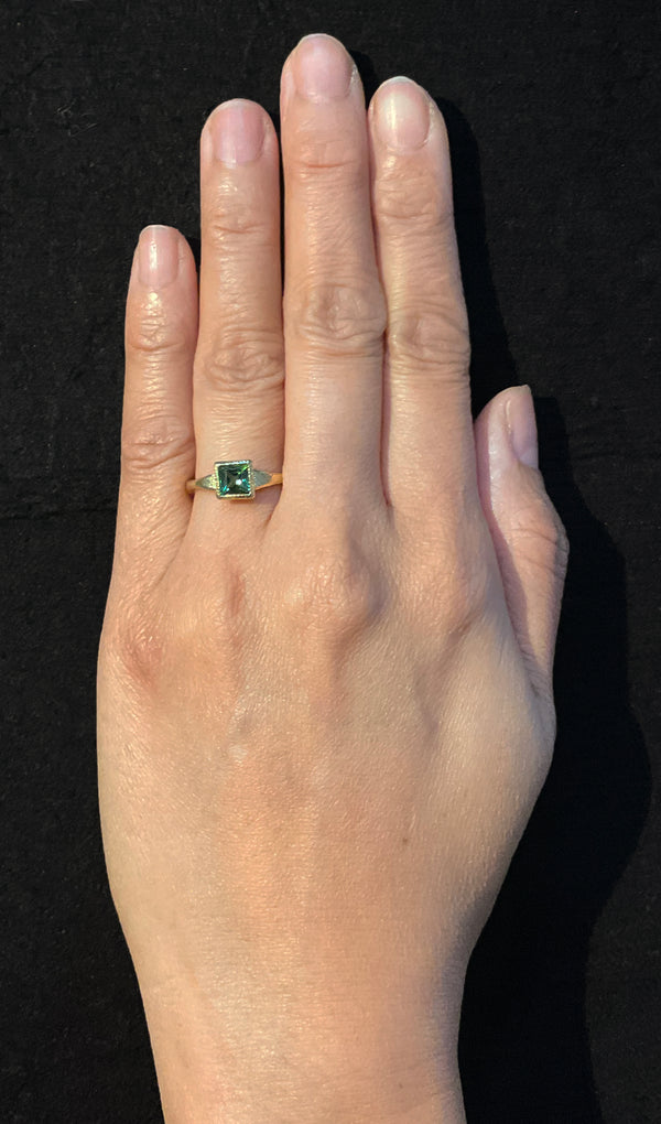Forged Green Tourmaline Ring in 18k gold on hand
