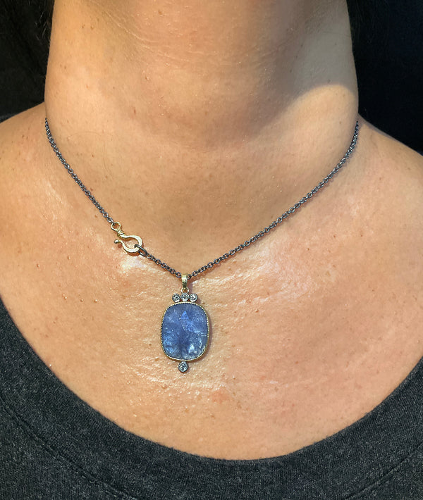 Tanzanite Pendant Necklace with diamonds