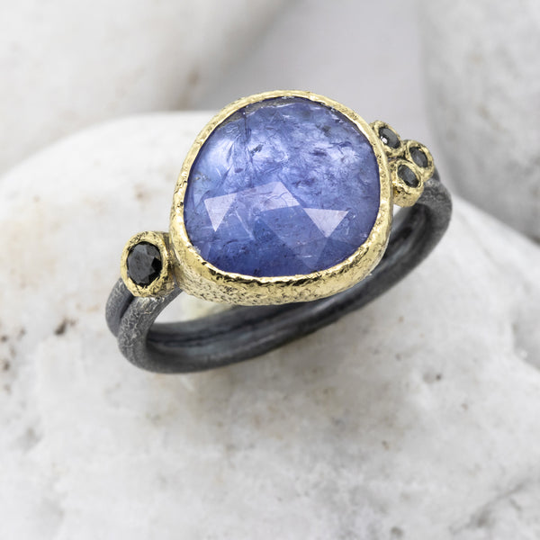 Delicate Double Band ring with free form tanzanite
