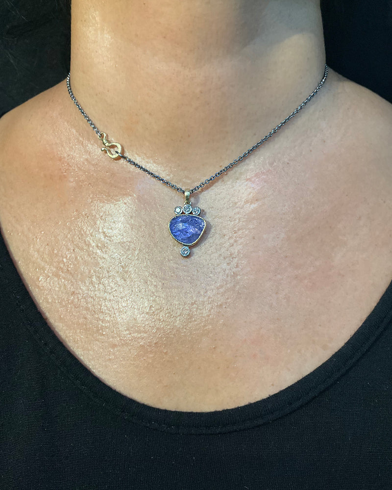 Tanzanite Pendant Necklace with diamonds