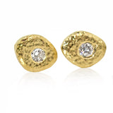 Single Pebble stud earrings in 18k gold with diamond