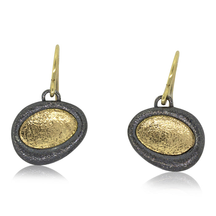Concave Pebble dangle earrings in 18k Yellow gold 