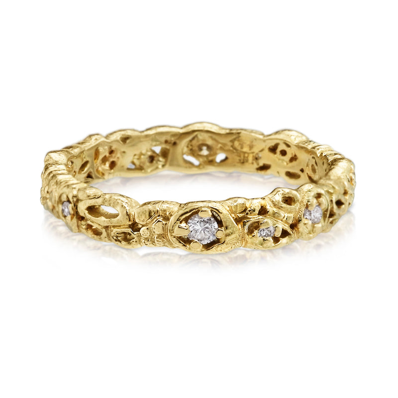 Effervescence narrow band in 18ky gold with diamonds