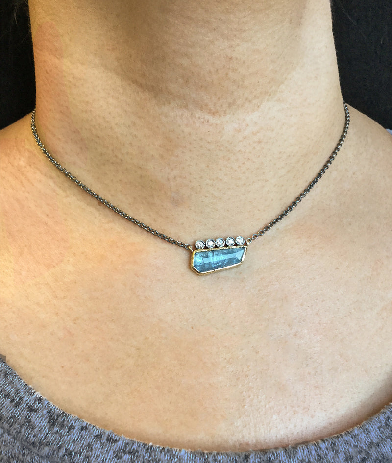 Crowned Free-form Geo Cut Aquamarine Pendant Necklace with diamonds on neck